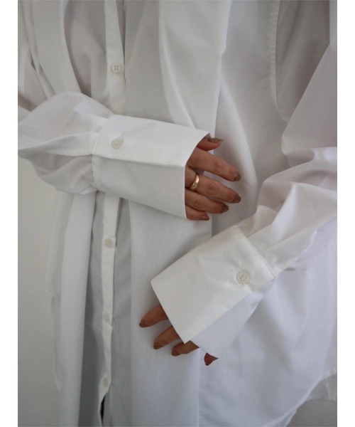 TRUNC（トランクエイティーエイト）の「Side Flare Big Shirts（シャツ/ブラウス・レディース・オフホワイト/チャコールグレー・FREE）」の8枚目の写真