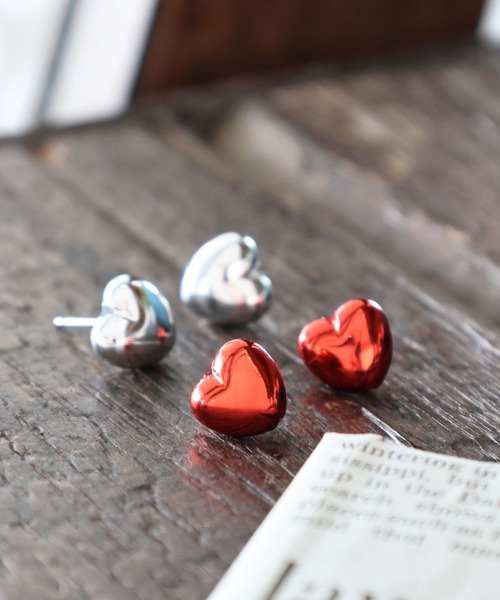 niko and...（ニコアンド）の「ミニハート2SETピアス（ピアス（両耳用）・レディース・ブラック/レッド・0）」の2枚目の写真