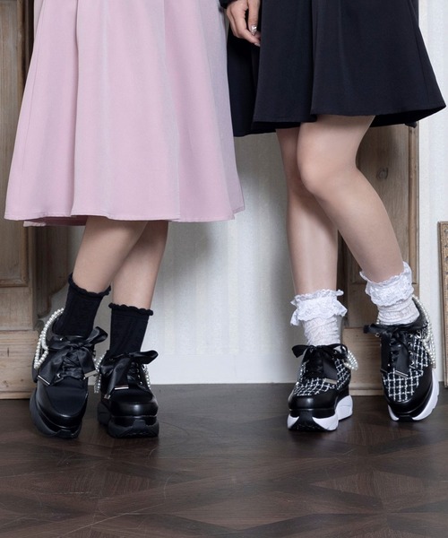 DearMyLove（ディアマイラブ）の「2連パールスニーカーパンプス（パンプス・レディース・ブラック系その他2/ブラック×シルバー/オフホワイト/ブラック系その他/ホワイト系その他/ブラック・22.5cm/23.5cm/24.5cm/25.5cm）」の20枚目の写真