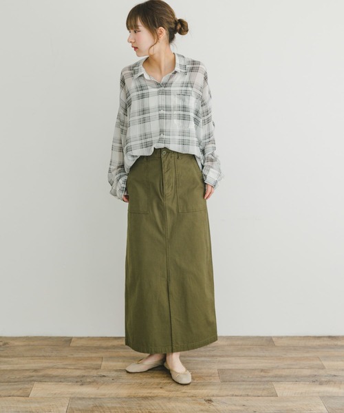 ITEMS URBANRESEARCH（アイテムズ アーバンリサーチ）の「シアービッグシャツ（シャツ/ブラウス・レディース・オフホワイト/イエロー/ネイビー/ブラウン・FREE）」の8枚目の写真