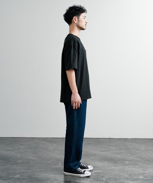 Rocky Monroe(ロッキーモンロー)の「オーバーサイズワンポイント刺繍ポケット付きクルーネック半袖Tシャツ(Tシャツ/カットソー・メンズ・ホワイト系/ホワイト系4/ブラック系3/ブラック系1/ホワイト/ブラック/ホワイト系6/ブラック系/ホワイト系5/ブラック系4/ホワイト系3/ブラック系2/ブラック系6/ブラック系5/ホワイト系2/ホワイト系1・L/M)」の20枚目の写真
