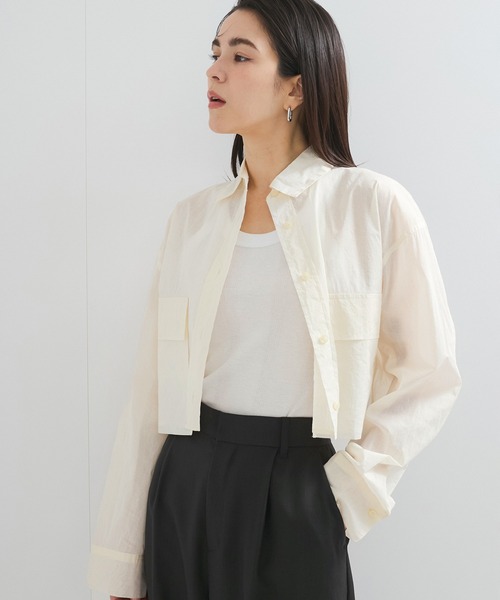 le cercle ADAM ET ROPE'(ルセルクルアダムエロペ)の「コットンオーガンジーショートシャツ(シャツ/ブラウス・レディース・ブラック/レッド/キナリ・FREE)」の10枚目の写真