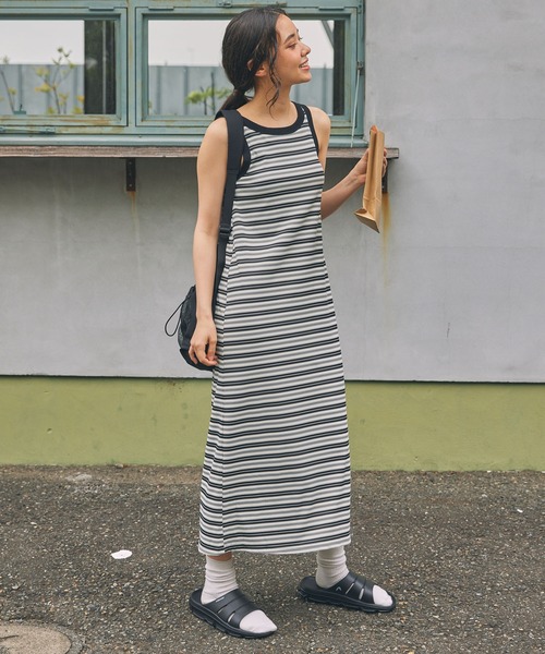 MONO-MART LADY'S(モノマートレディース)の「カップ付き アメスリ タンクトップ ワンピース(ワンピース・レディース・ブラック系2/ブラック/ブラック系1/ブラック系3/ネイビー・FREE)」の13枚目の写真