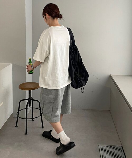 DISCOAT(ディスコート)の「【WEB限定】ヴィンテージグラフィックTシャツ(Tシャツ/カットソー・レディース・マスタード/ライトグレー/ネイビー/レッド/オフホワイト・SMALL/MEDIUM)」の16枚目の写真
