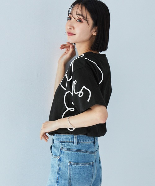 MONO-MART(モノマート)の「コードエンブロイダリーショート丈半袖Tシャツ(Tシャツ/カットソー・レディース・チャコール/オフホワイト/ピンク/ブラック/ライトブルー・FREE)」の10枚目の写真
