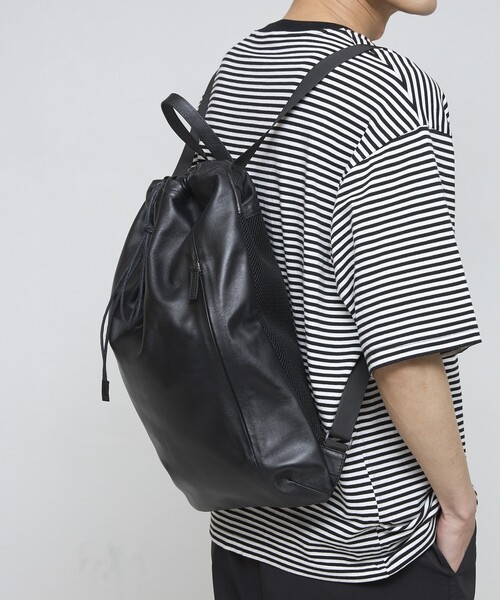 Firsthand（ファーストハンド）の「Firsthand/ファーストハンド レザーナップザック / レザーバッグ / 牛革 / 撥水レザー / A4（バックパック/リュック・メンズ・ブラック・ONE SIZE）」の21枚目の写真