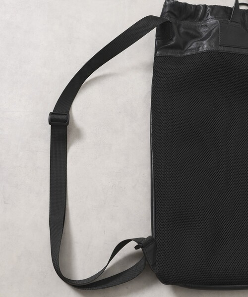 Firsthand（ファーストハンド）の「Firsthand/ファーストハンド レザーナップザック / レザーバッグ / 牛革 / 撥水レザー / A4（バックパック/リュック・メンズ・ブラック・ONE SIZE）」の9枚目の写真