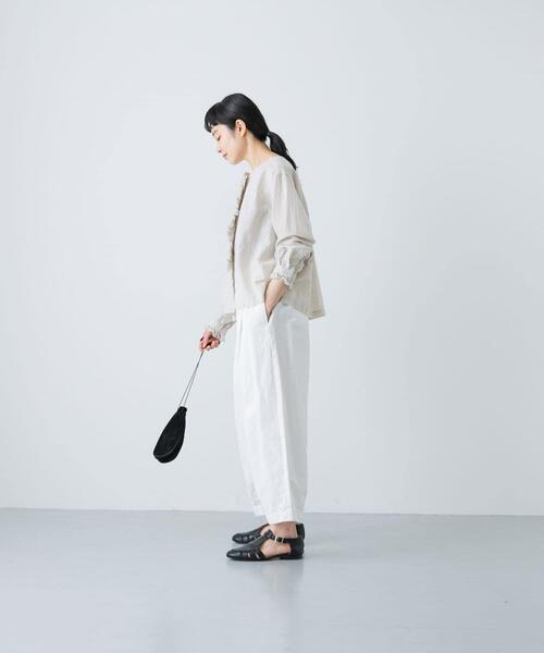 【新品・未使用】かぐれ　コットンリネンワッシャーフリルブラウス コットンリネンワッシャーフリルブラウス（シャツ/ブラウス）｜かぐれ