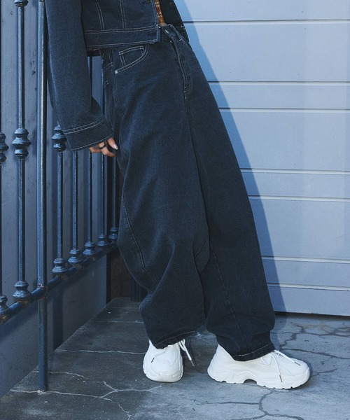 DURAS（デュラス）の「雑誌掲載｜バレルデニムパンツ（デニムパンツ・レディース・ブルー/ブラック/ライトブルー・SMALL/MEDIUM）」の11枚目の写真