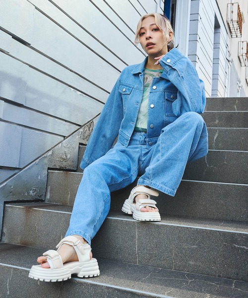 DURAS（デュラス）の「雑誌掲載｜バレルデニムパンツ（デニムパンツ・レディース・ブルー/ブラック/ライトブルー・SMALL/MEDIUM）」の22枚目の写真