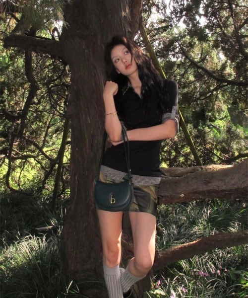 DIAVEL（ディアベル）の「【新色追加】【3色展開】フェイクレイヤード半袖ポロシャツ/チェック柄×無地（Tシャツ/カットソー・レディース・ブラック/グレー/ネイビー・M）」の16枚目の写真