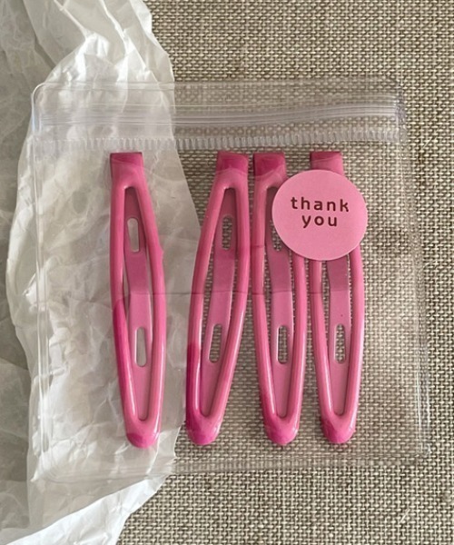 TONE SELECT GOODS（トーンセレクトグッズ）の「【urge select】カラフル ぷっくり パッチンピン【4個セット/10色展開】（ヘアピン・レディース・グリーン/ライトグリーン/ライトピンク/ライトパープル/ピンク/イエロー/ブラック/ブルー/ライトブルー/ホワイト・FREE）」の9枚目の写真