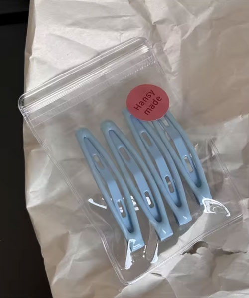 TONE SELECT GOODS（トーンセレクトグッズ）の「【urge select】カラフル ぷっくり パッチンピン【4個セット/10色展開】（ヘアピン・レディース・グリーン/ライトグリーン/ライトピンク/ライトパープル/ピンク/イエロー/ブラック/ブルー/ライトブルー/ホワイト・FREE）」の5枚目の写真