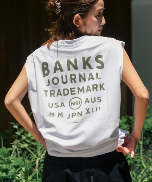 BANKS(バンクス)の「DESIGN TEE /BANKS JOURNAL(バンクスジャーナル)ワンポイントブランドロゴプリントタンクトップ(タンクトップ・メンズ・スモークピンク/オフホワイト/ブラック・MEDIUM/LARGE/X-LARGE)」の2枚目の写真
