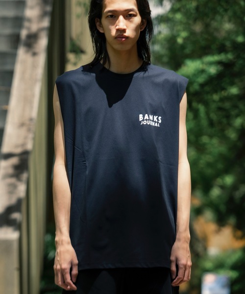 BANKS(バンクス)の「DESIGN TEE /BANKS JOURNAL(バンクスジャーナル)ワンポイントブランドロゴプリントタンクトップ(タンクトップ・メンズ・スモークピンク/オフホワイト/ブラック・MEDIUM/LARGE/X-LARGE)」の12枚目の写真