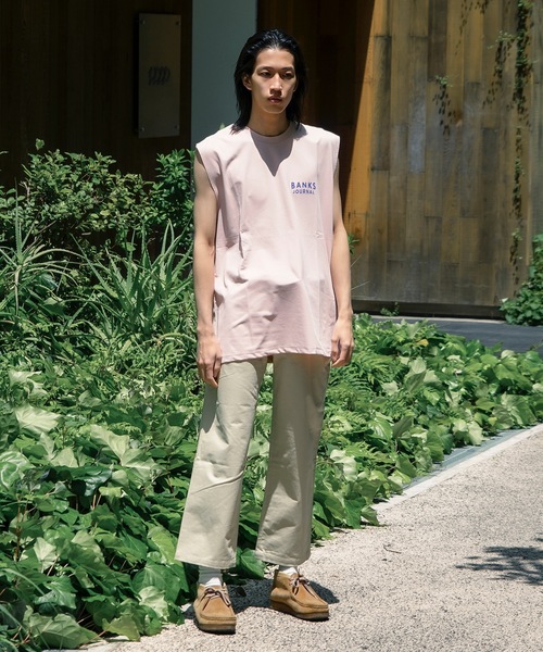 BANKS(バンクス)の「DESIGN TEE /BANKS JOURNAL(バンクスジャーナル)ワンポイントブランドロゴプリントタンクトップ(タンクトップ・メンズ・スモークピンク/オフホワイト/ブラック・MEDIUM/LARGE/X-LARGE)」の16枚目の写真
