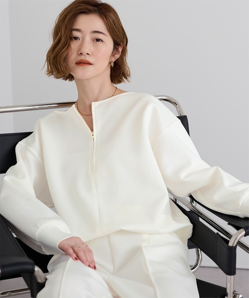 UR'S(ユアーズ)の「ボンディングフロントジッププルオーバー(Tシャツ/カットソー・レディース・チャコール/ブラック/ホワイト・S/M/L)」の9枚目の写真