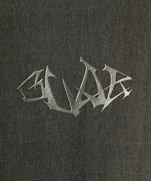 Alfred Alex(アルフレッドアレックス)の「【Alfred Alex】ヴィンテージ加工ピグメント3Dメタルディストーテッドロゴ半袖Tシャツ(Tシャツ/カットソー・メンズ・ブラック/ワイン/グレイッシュブルー・M/L)」の6枚目の写真