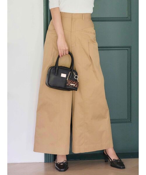 MERCURYDUO(マーキュリーデュオ)の「チノハイウエストタックワイドパンツ(チノパンツ・レディース・ベージュ・SMALL/MEDIUM)」の1枚目の写真