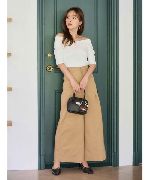 MERCURYDUO(マーキュリーデュオ)の「チノハイウエストタックワイドパンツ(チノパンツ・レディース・ベージュ・SMALL/MEDIUM)」の16枚目の写真