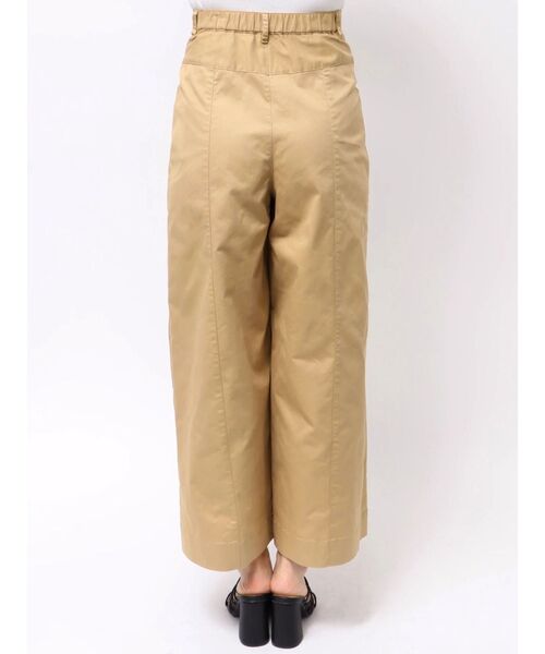MERCURYDUO(マーキュリーデュオ)の「チノハイウエストタックワイドパンツ(チノパンツ・レディース・ベージュ・SMALL/MEDIUM)」の8枚目の写真