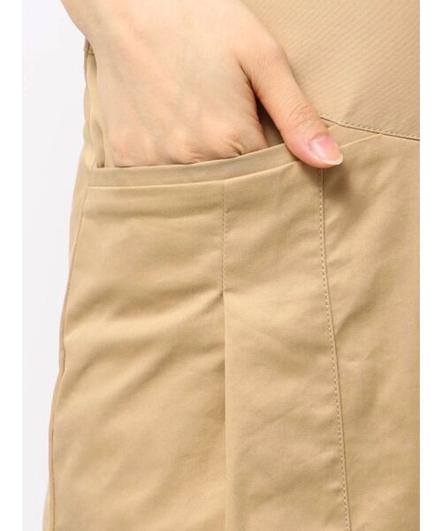 MERCURYDUO(マーキュリーデュオ)の「チノハイウエストタックワイドパンツ(チノパンツ・レディース・ベージュ・SMALL/MEDIUM)」の6枚目の写真