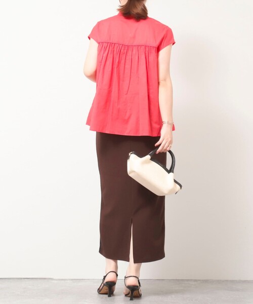 MICO COULIER（ミコクリエ）の「60ボイルローンブラウス（シャツ/ブラウス・レディース・ブラック/レッド/オフホワイト・38）」の6枚目の写真