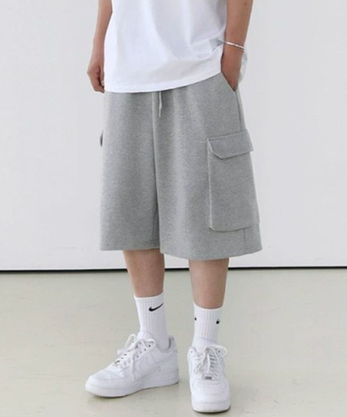 NOWLE(ノウル)の「【NOWLE】クロップド スウェット カーゴ ショーツ パンツ(スウェットパンツ・メンズ・グレー/ブラック・MEDIUM/LARGE/X-LARGE)」の8枚目の写真