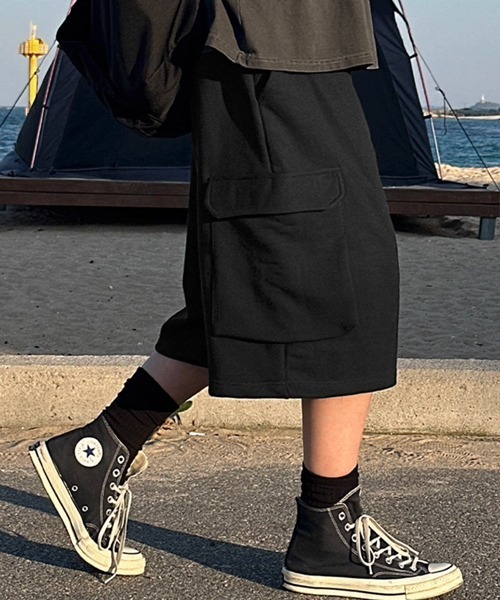 NOWLE(ノウル)の「【NOWLE】クロップド スウェット カーゴ ショーツ パンツ(スウェットパンツ・メンズ・グレー/ブラック・MEDIUM/LARGE/X-LARGE)」の17枚目の写真