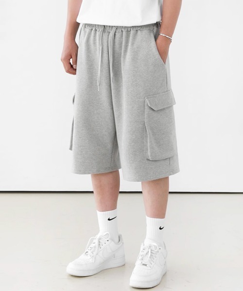 NOWLE(ノウル)の「【NOWLE】クロップド スウェット カーゴ ショーツ パンツ(スウェットパンツ・メンズ・グレー/ブラック・MEDIUM/LARGE/X-LARGE)」の4枚目の写真