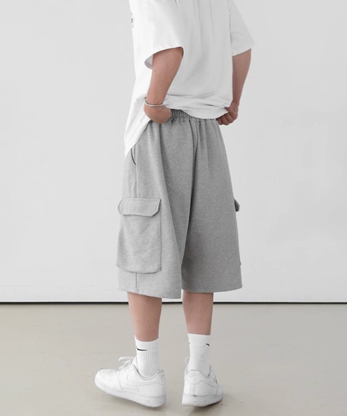 NOWLE(ノウル)の「【NOWLE】クロップド スウェット カーゴ ショーツ パンツ(スウェットパンツ・メンズ・グレー/ブラック・MEDIUM/LARGE/X-LARGE)」の10枚目の写真