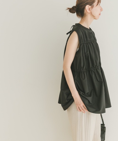 ITEMS URBANRESEARCH（アイテムズ アーバンリサーチ）の「バックリボンティアードブラウス（シャツ/ブラウス・レディース・ラベンダー/ホワイト/ブラック・FREE）」の3枚目の写真