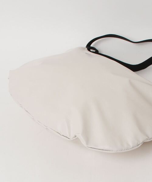 Jack Gomme（ジャックゴム）の「JACK GOMME Paris FILO LIGHT SHOULDER BAG ジャックゴム パリス フィーロ ショルダーバッグ（ショルダーバッグ・レディース・ホワイト系1/ベージュ系1・FREE）」の13枚目の写真