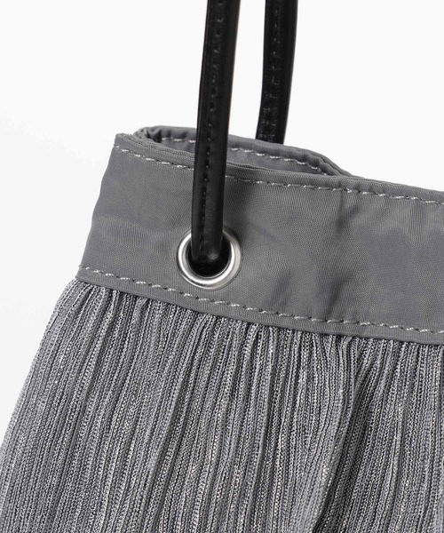 LEPSIM(レプシィム)の「アソートフリルバッグ 579049(ショルダーバッグ・レディース・シルバー/ブラック/ブラック系その他・ONE SIZE)」の10枚目の写真