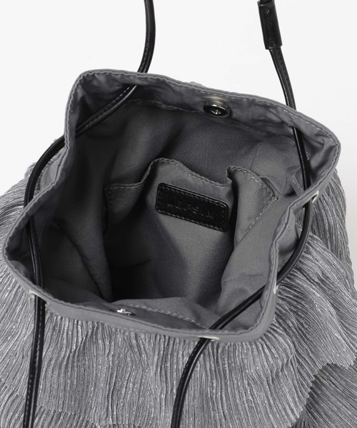 LEPSIM(レプシィム)の「アソートフリルバッグ 579049(ショルダーバッグ・レディース・シルバー/ブラック/ブラック系その他・ONE SIZE)」の12枚目の写真