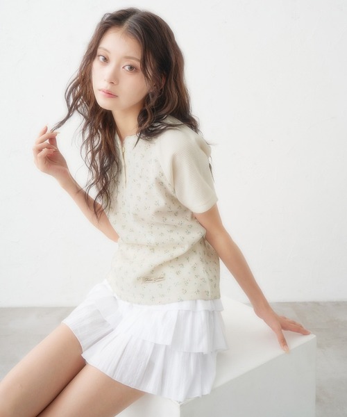 FCMM（エフシーエムエム）の「FLOWER PATTERN THERMAL TOPS / 花柄
