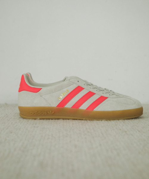 adidas（アディダス）の「『一部WEB限定サイズ』adidas　Exclusive GAZELLE INDOOR（スニーカー・レディース・ベージュ系その他・23/23.5/24/24.5/25）」の6枚目の写真