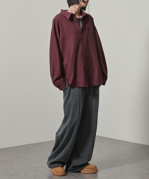 Alfred Alex（アルフレッドアレックス）の「【Alfred Alex】ストライプ ワンポイント刺繍 オーバーサイズレギュラーカラーシャツ（シャツ/ブラウス・メンズ・ネイビー/ワイン/ブラック・L/M）」の14枚目の写真