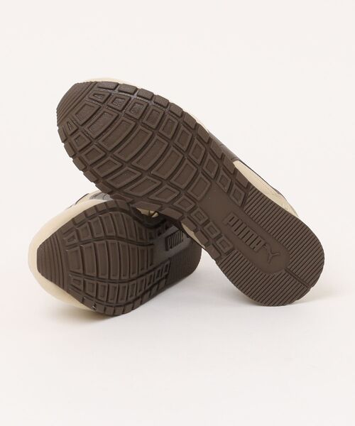 PUMA（プーマ）の「【PUMA】ST ランナー V3 メッシュ BG（スニーカー・レディース・ベージュ・22.5cm/23.5cm/24.5cm/23.0cm/24.0cm/25.0cm）」の3枚目の写真