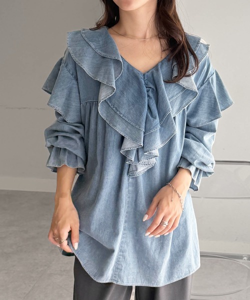 RANAN(ラナン)の「ビッグカラーフリルデニムブラウス(シャツ/ブラウス・レディース・ブルー/ネイビー・M/L/LL)」の21枚目の写真