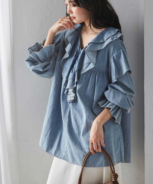 RANAN(ラナン)の「ビッグカラーフリルデニムブラウス(シャツ/ブラウス・レディース・ブルー/ネイビー・M/L/LL)」の13枚目の写真