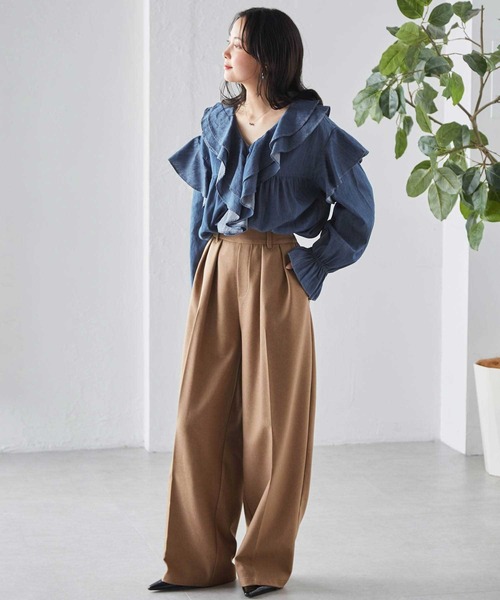 RANAN(ラナン)の「ビッグカラーフリルデニムブラウス(シャツ/ブラウス・レディース・ブルー/ネイビー・M/L/LL)」の11枚目の写真