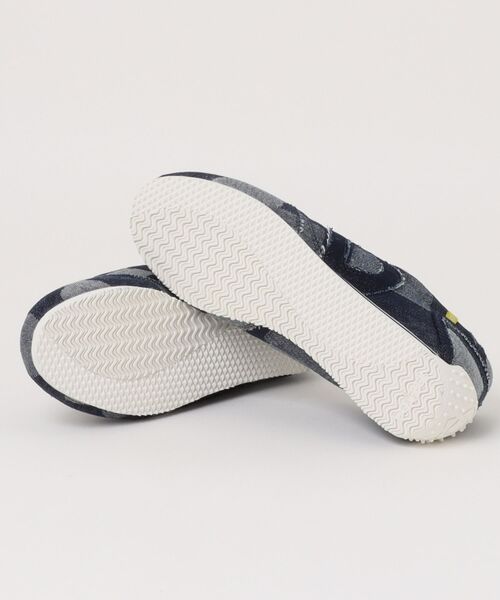 Desigual（デシグアル）の「デニムパッチワーク Dロゴ ローカットスニーカー（スニーカー・レディース・ブルー・37/36/41/40/39/38）」の3枚目の写真