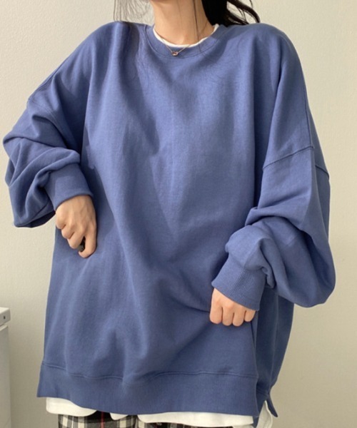 cammie(キャミー)の「重ね着風ゆるトップス(スウェット・レディース・ブルー/グレー/イエロー/ブラック・LARGE/MEDIUM)」の16枚目の写真