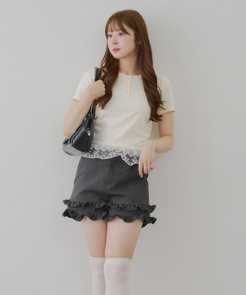 continuer de NICE CLAUP（コンティニューデナイスクラップ）の「レースホルターＴ（Tシャツ/カットソー・レディース・イエロー/オートミール/ブラック・FREE）」の19枚目の写真