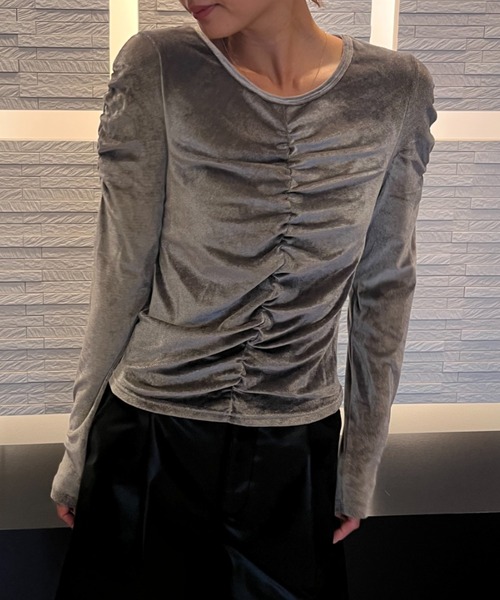 DIP IN CHOCOLATE（ディップインチョコレート）の「シャーリングベロアトップス【DIP IN CHOCOLATE】（Tシャツ/カットソー・レディース・オフホワイト/ブラウン/ブラック/ライトグレー・F）」の14枚目の写真