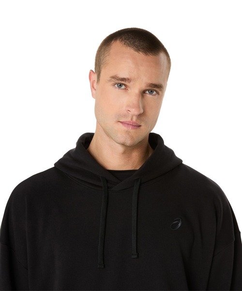 ASICS（アシックス）の「リラックスフィットフーディー（パーカー・メンズ・ブラック・M/L/XL/S）」の4枚目の写真