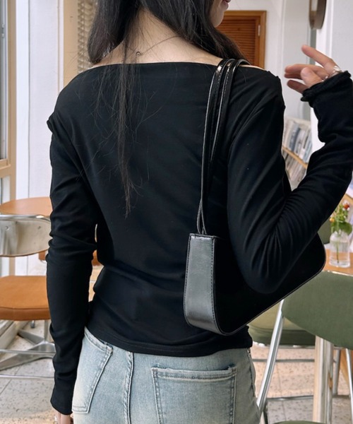 Eclat one(エクラワン)の「【Eclat one】ドレープネック カットソー(Tシャツ/カットソー・レディース・ブラウン/ホワイト/ブラック・FREE)」の14枚目の写真