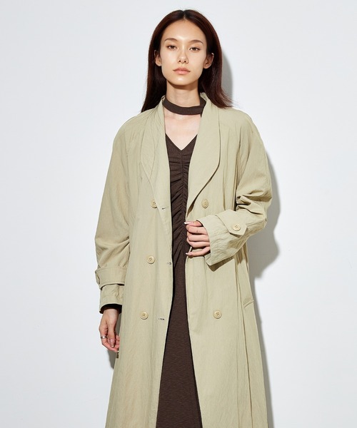 SUWDEE(スーディー)の「double button belted coat(その他アウター・レディース・グレイッシュベージュ/ブラック・M)」の7枚目の写真