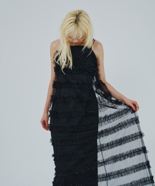 ANDRESD(アンドレスド)の「フリルラインガーリードレス / frill line girly dress(ドレス・レディース・チャコール/ブラック/ベージュ・S/M/L)」の15枚目の写真